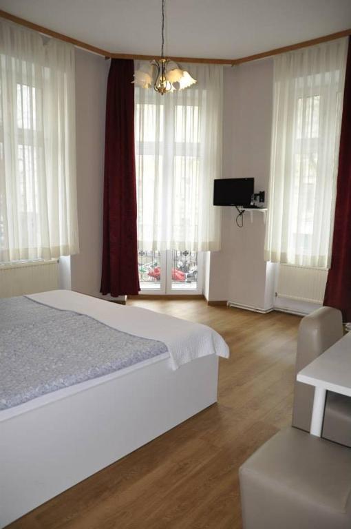 Arnes Hotel וינה מראה חיצוני תמונה