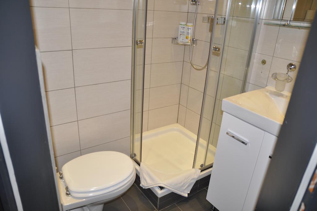 Arnes Hotel וינה מראה חיצוני תמונה